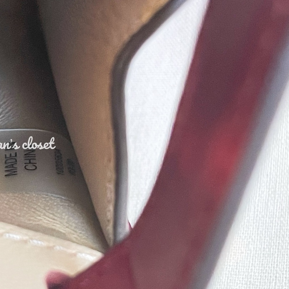 Tory Burch Crossbody - Picture 13 of 15